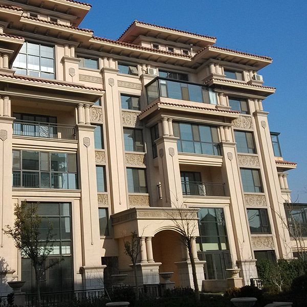 Left bank oasis.jpg Left bank oasis.jpg